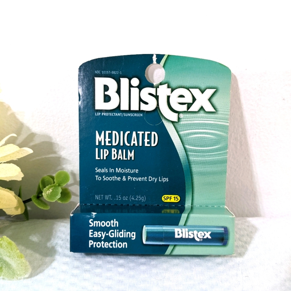💚 SPF 15 Sunscreen Lip Balm by Blistex NEW